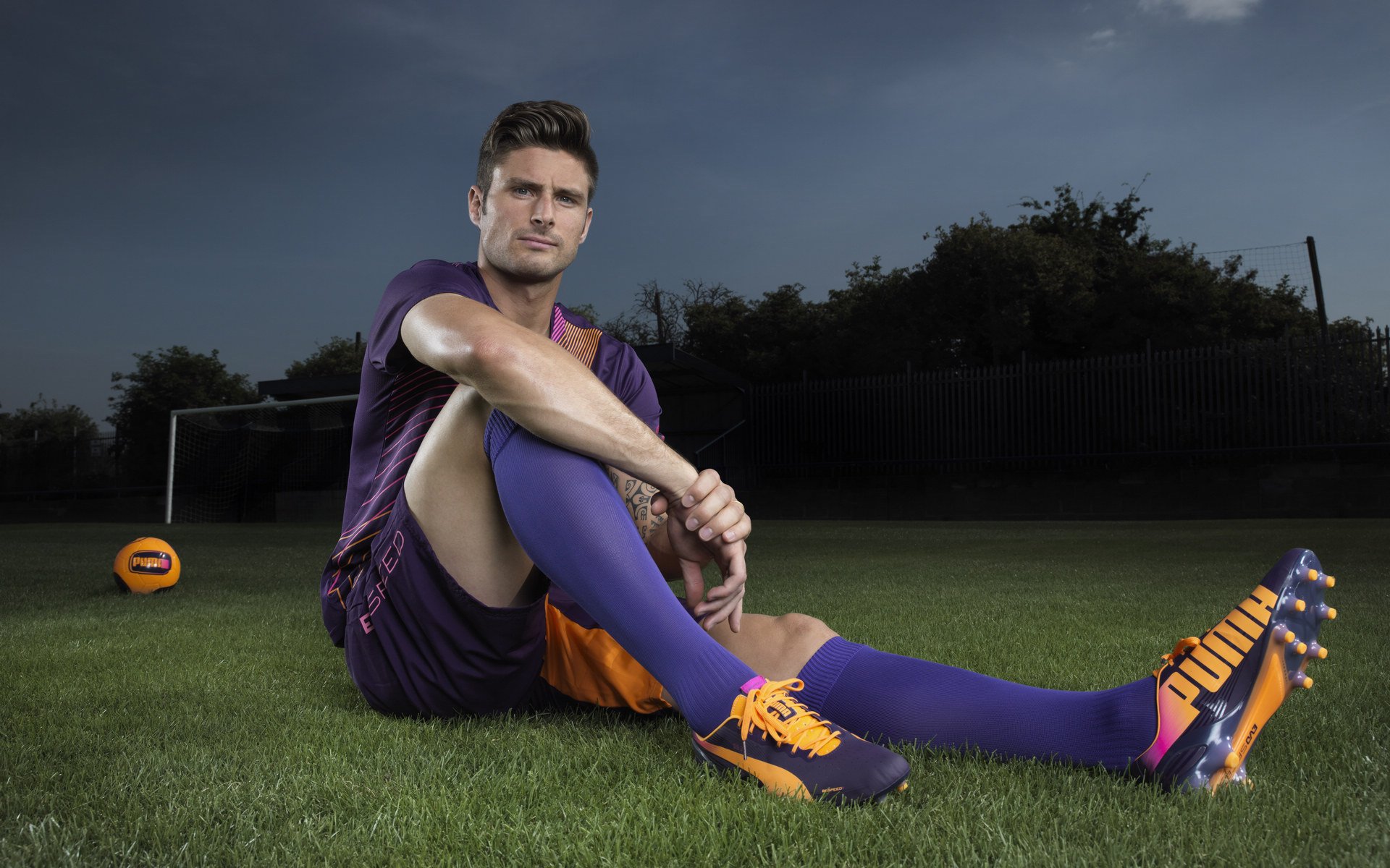 开云官网-《【科技变革】VR、AR技术带来沉浸式电竞体验》，vr technology