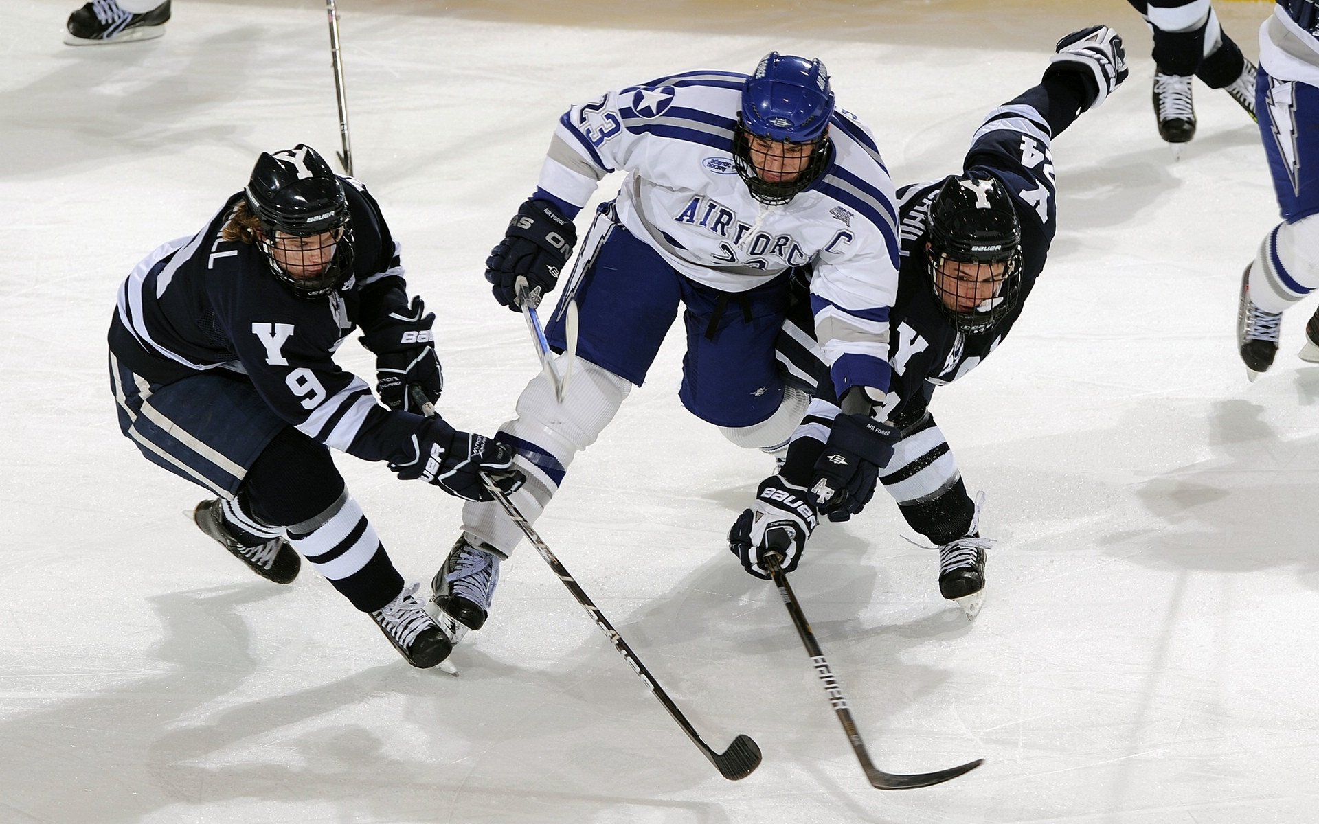 跨界合作推动篮球运动商业化，开启运动产业新格局，篮球商业模式